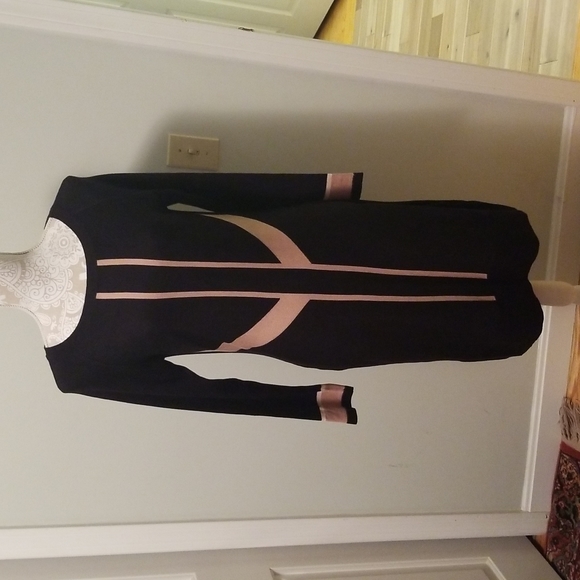Tart Dresses & Skirts - Midi Dress Black/Tan Ribbed